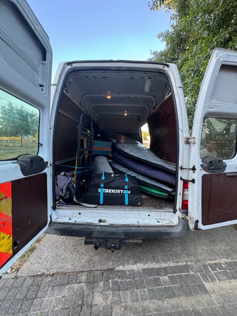 stehovani sportovni vybaveni Praha